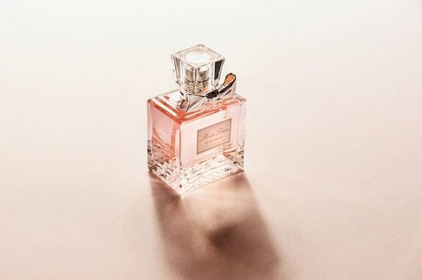 Comment choisir le parfum idéal pour rester tendance ?
